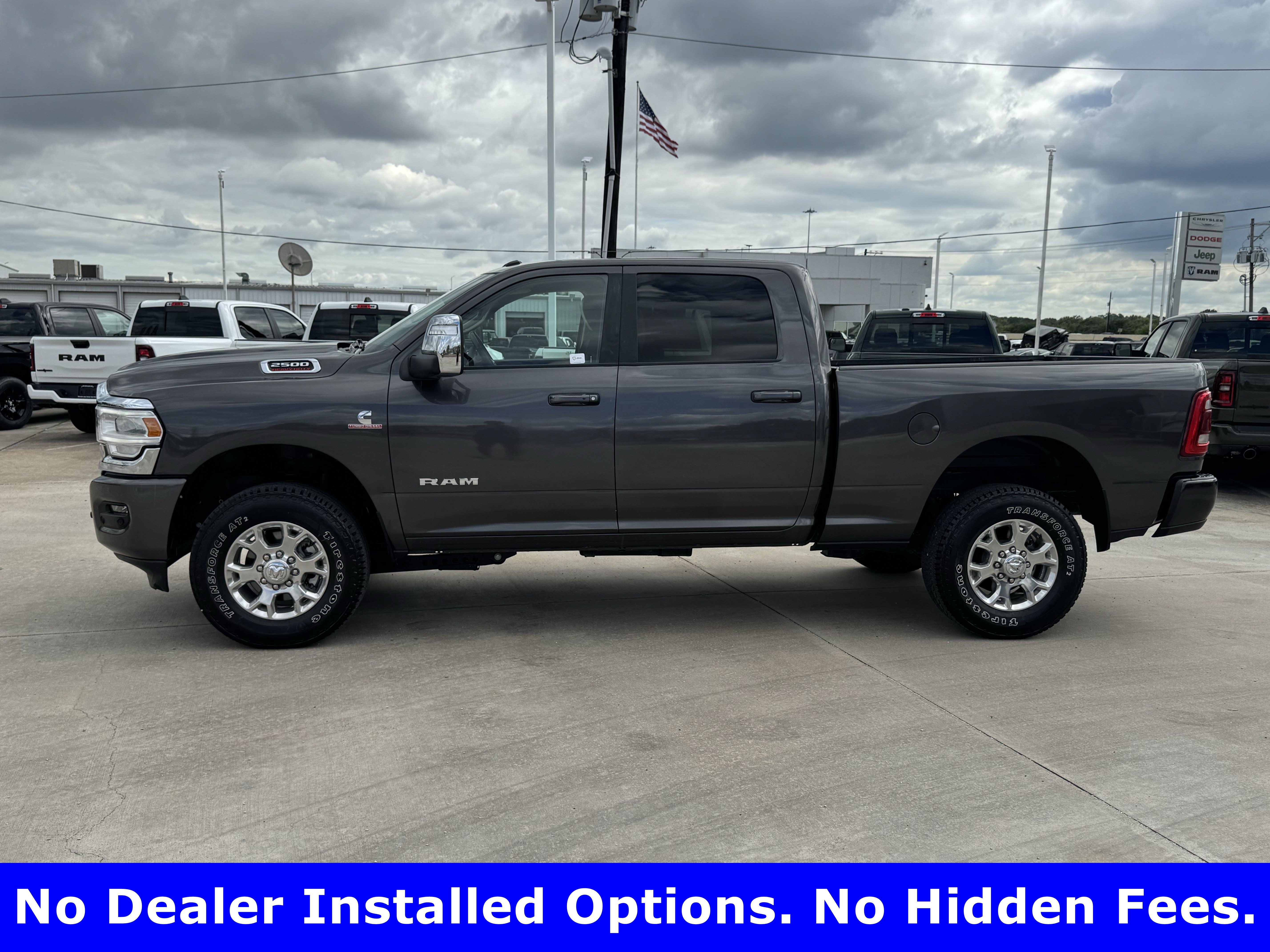 Used 2024 RAM 2500 Laramie AWD/4WD image 3