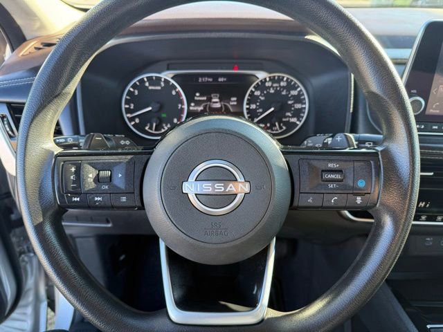 Used 2022 Nissan Rogue SV image 14