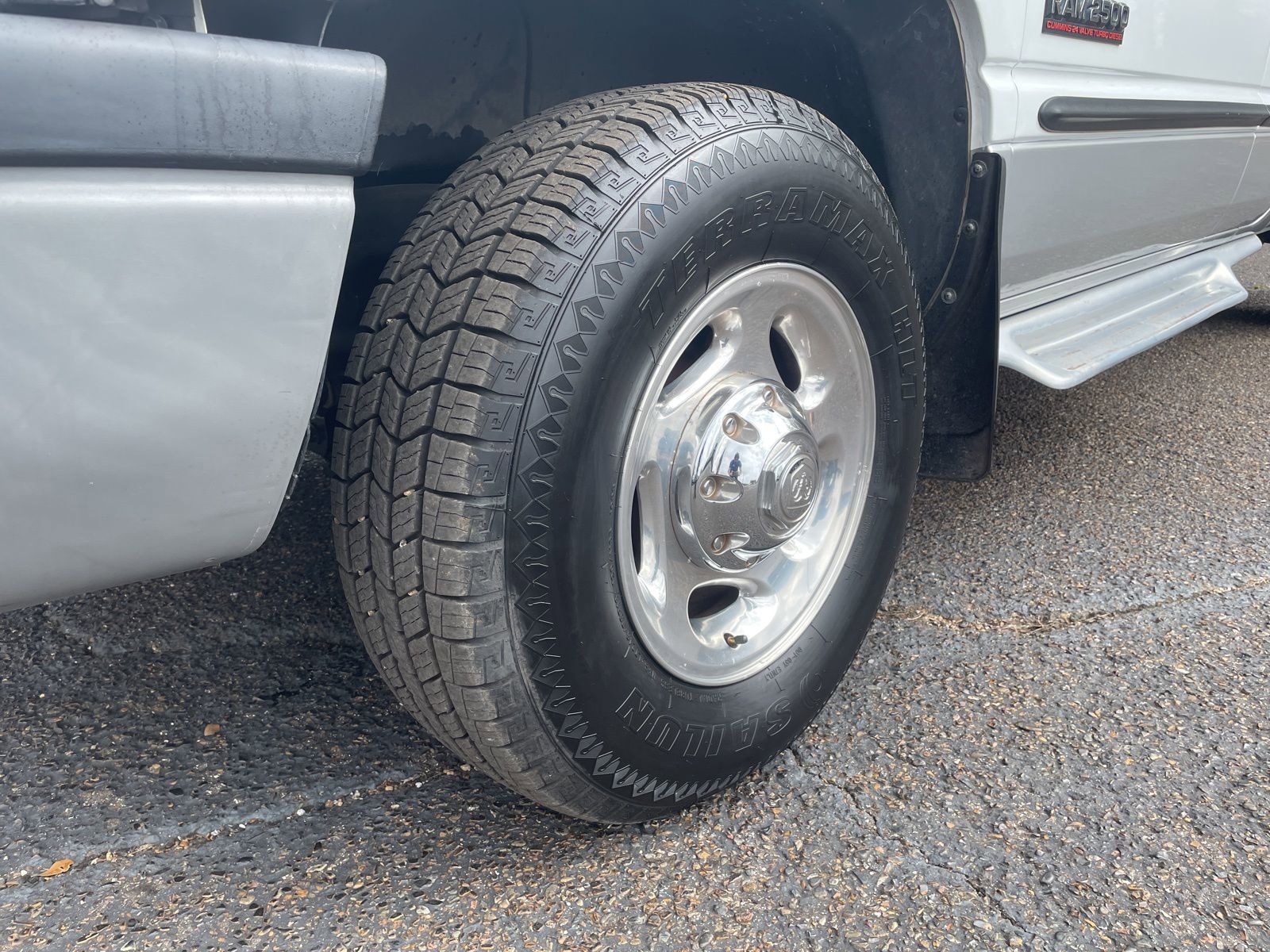 Used 2000 Dodge Ram 2500 Truck SLT image 10