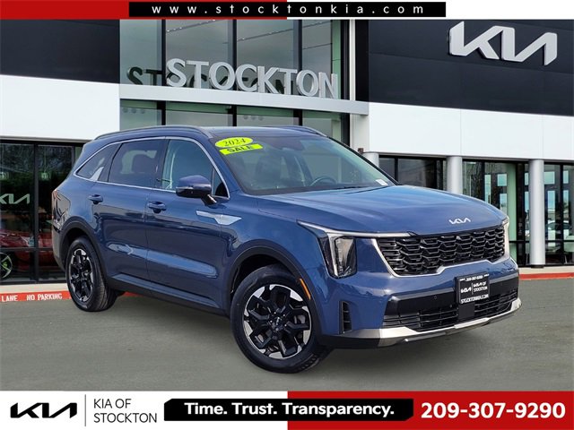Used 2024 Kia Sorento S w/ Panoramic Sunroof Package