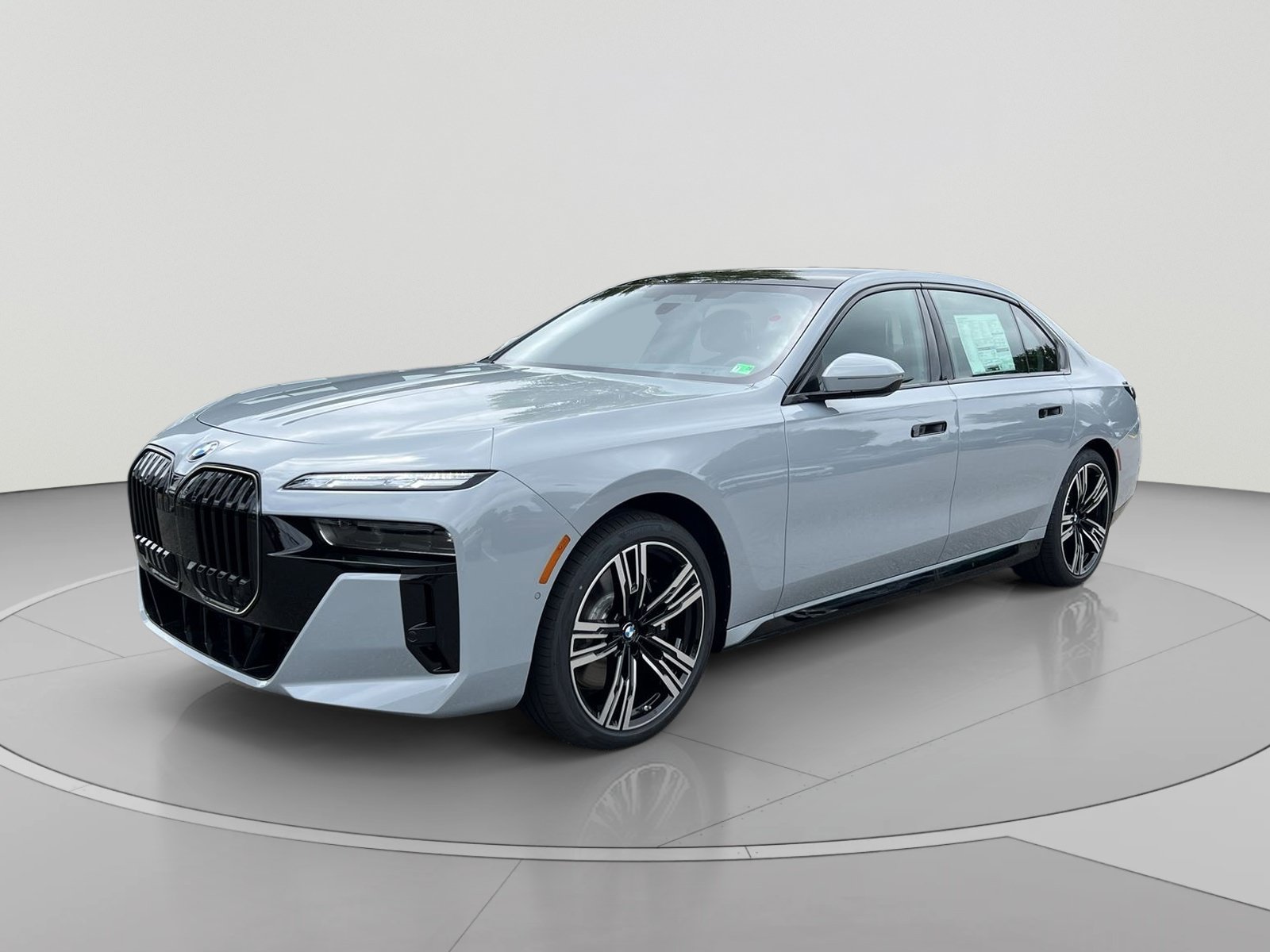 New 2025 BMW 740i xDrive w/ Executive Package AWD/4WD image 1