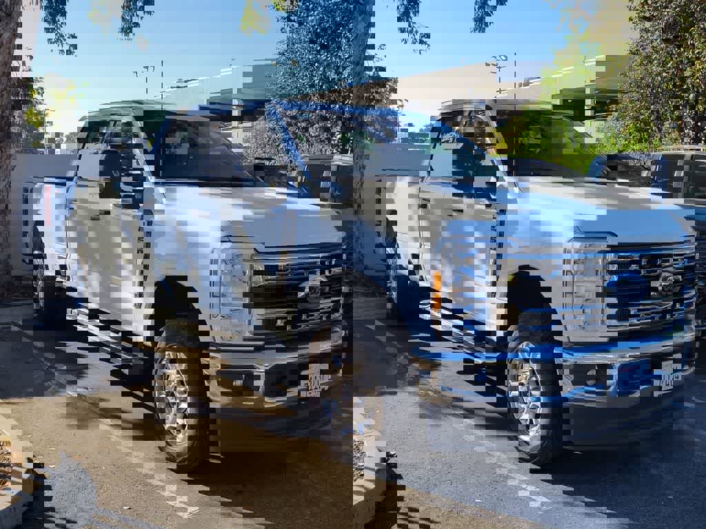 Used 2025 Ford F250 XLT image 8