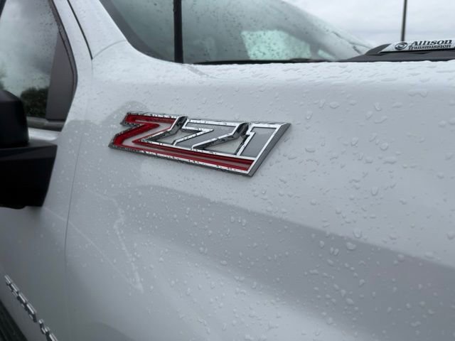 Used 2025 Chevrolet Silverado 2500 Custom w/ Custom Value Package AWD/4WD image 5