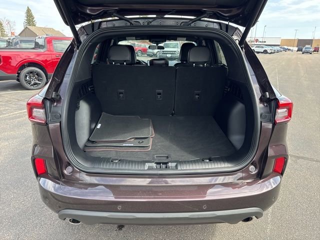 Certified 2023 Ford Escape ST-Line Select w/ Tech Pack #2 image 7
