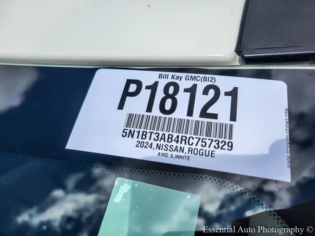 Used 2024 Nissan Rogue S image 24