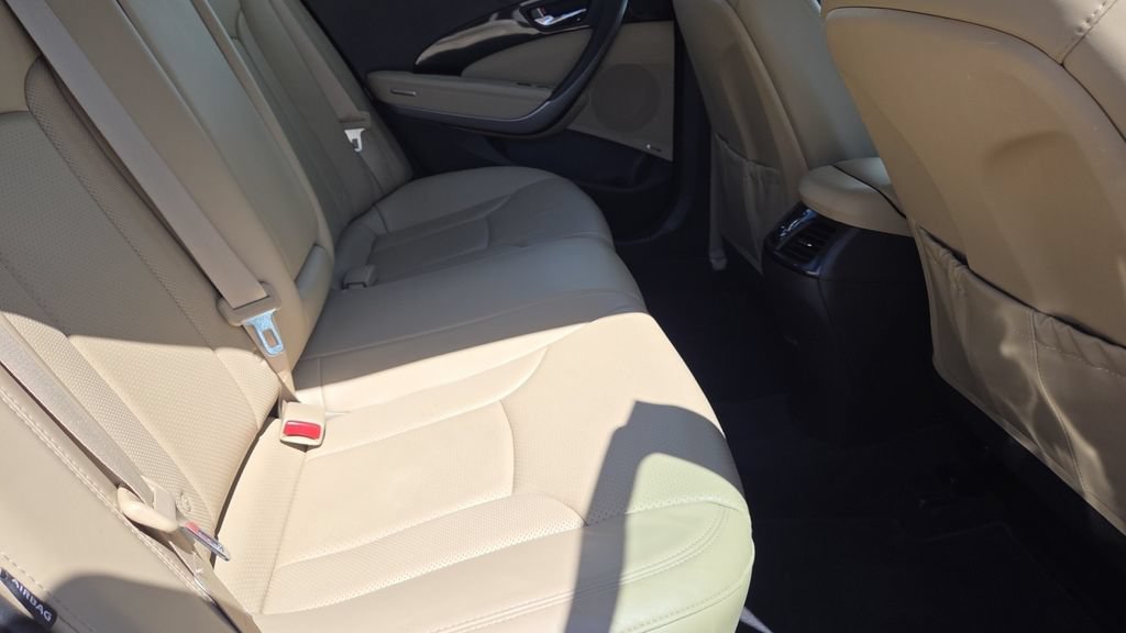 Used 2014 Hyundai Azera Limited FWD image 13