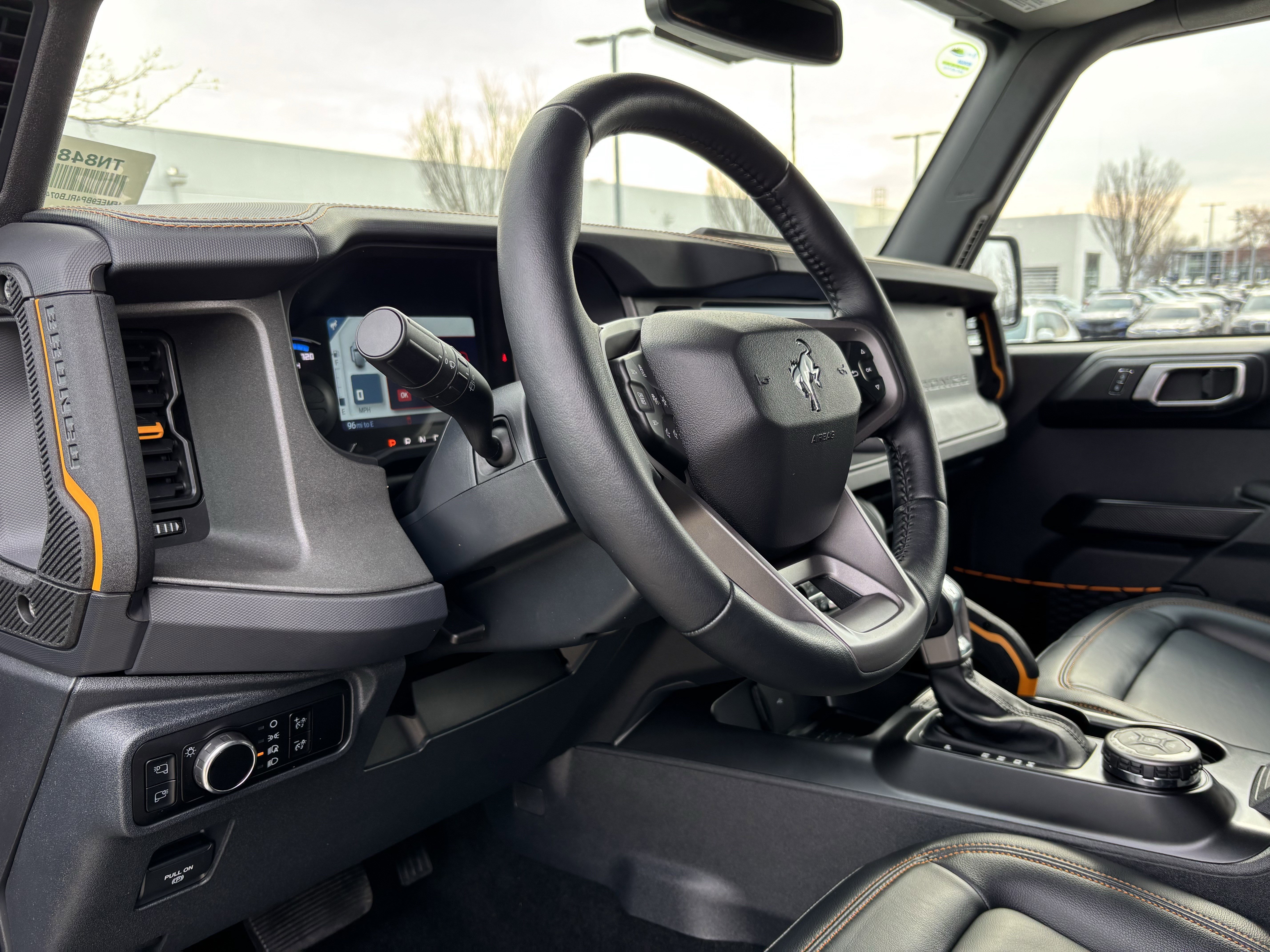 Used 2024 Ford Bronco Badlands image 17