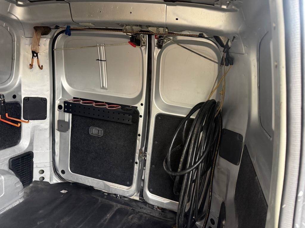 Used 2015 Nissan NV200 SV w/ Technology Package FWD image 32