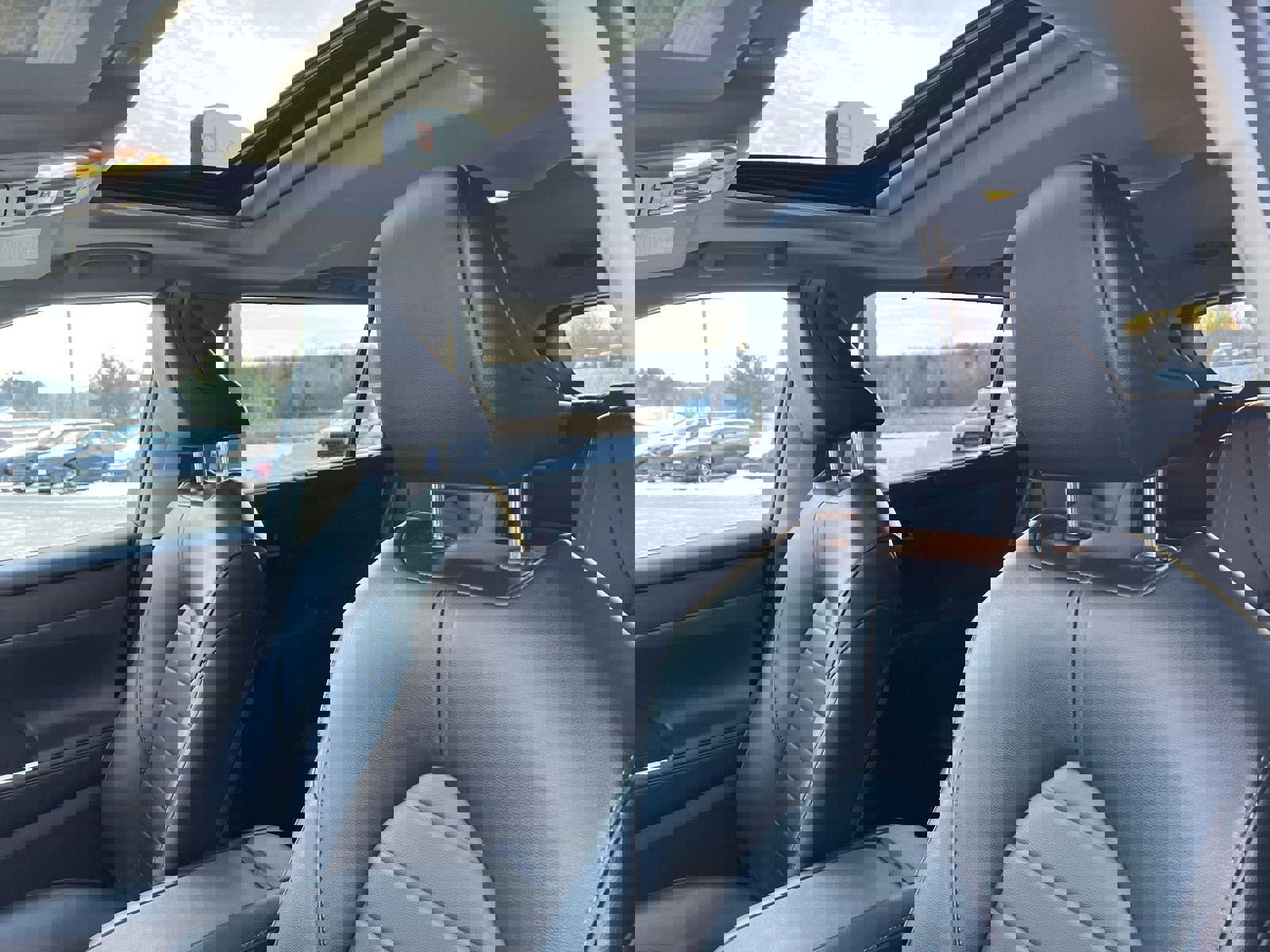 Certified 2023 Toyota Highlander XLE image 24