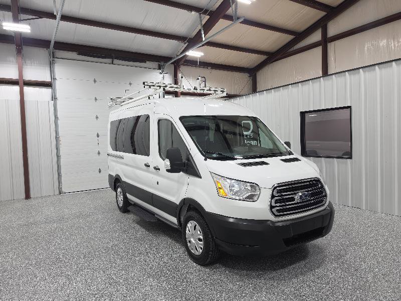 Used 2019 Ford Transit 150 XLT image 4