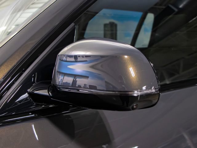 New 2026 BMW ALPINA XB7 AWD/4WD image 10
