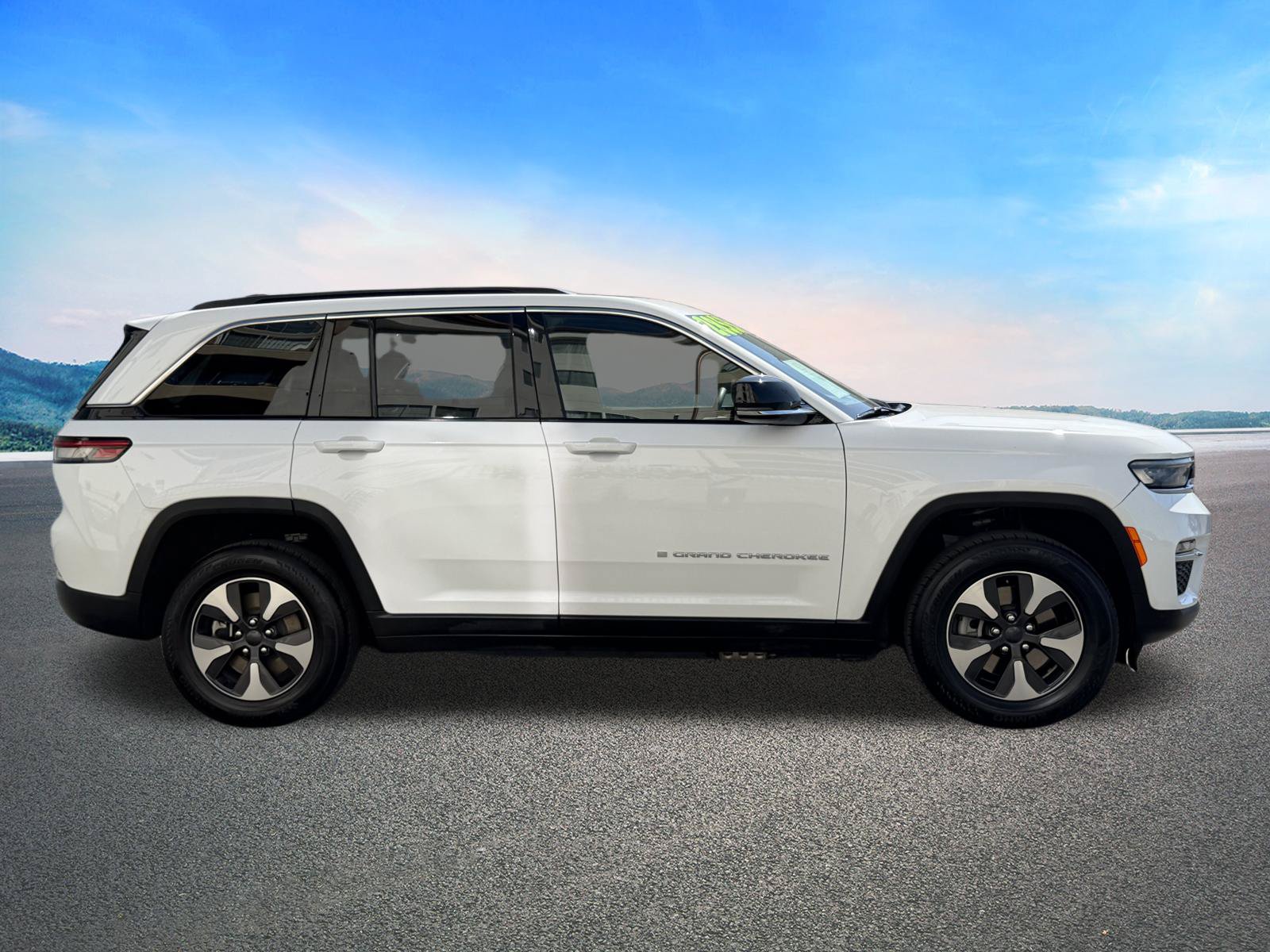 Certified 2024 Jeep Grand Cherokee Limited 4xe AWD/4WD image 11