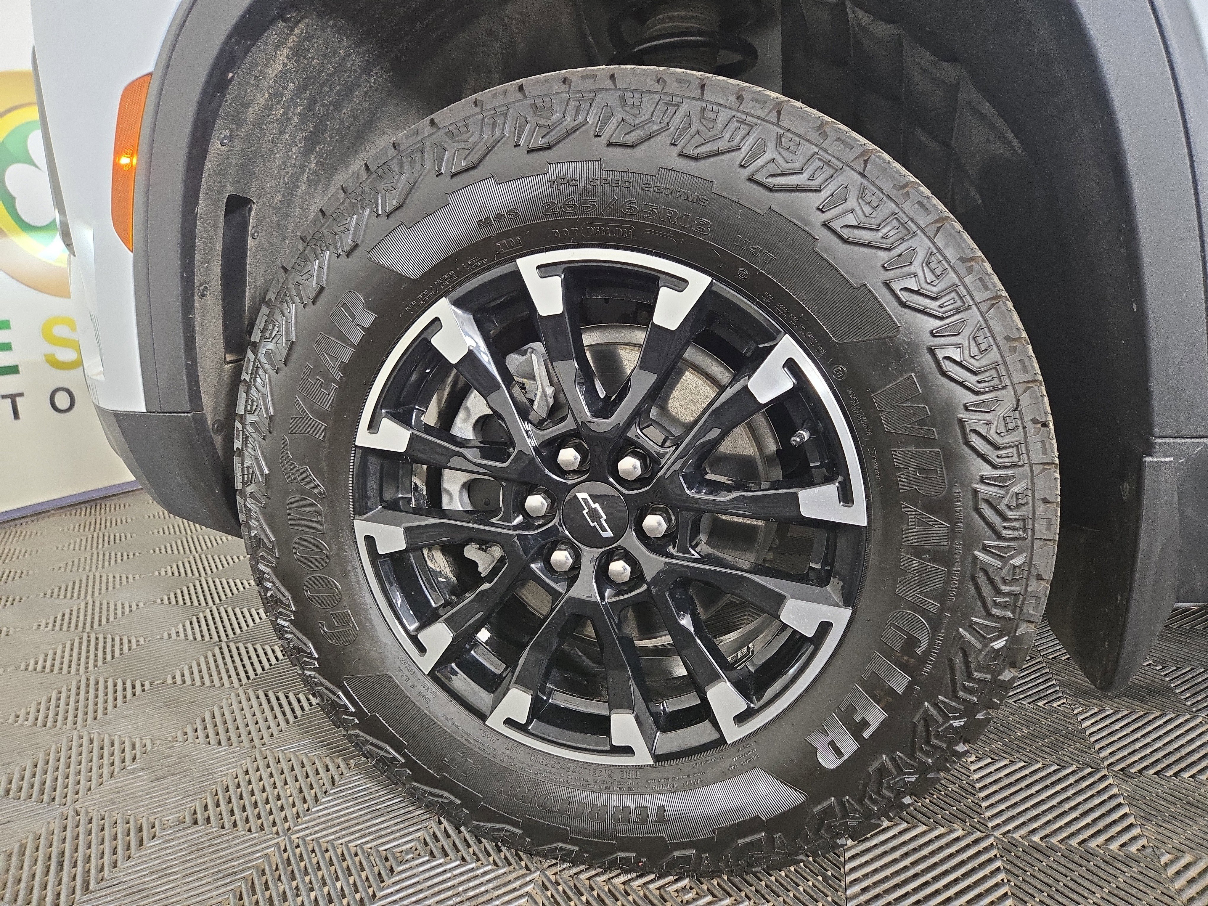 Certified 2026 Chevrolet Traverse Z71 w/ LPO, Floor Liner Package AWD/4WD image 35