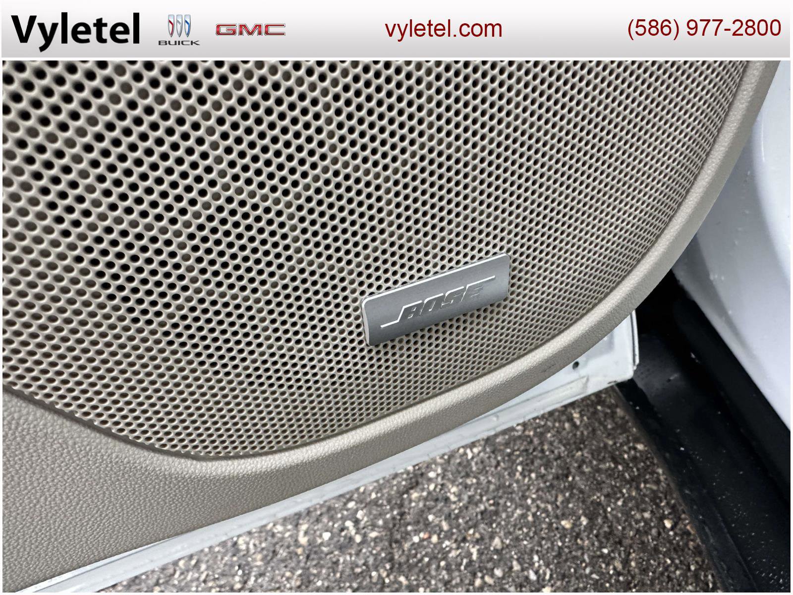 Certified 2023 GMC Acadia Denali w/ Denali Ultimate Package image 18