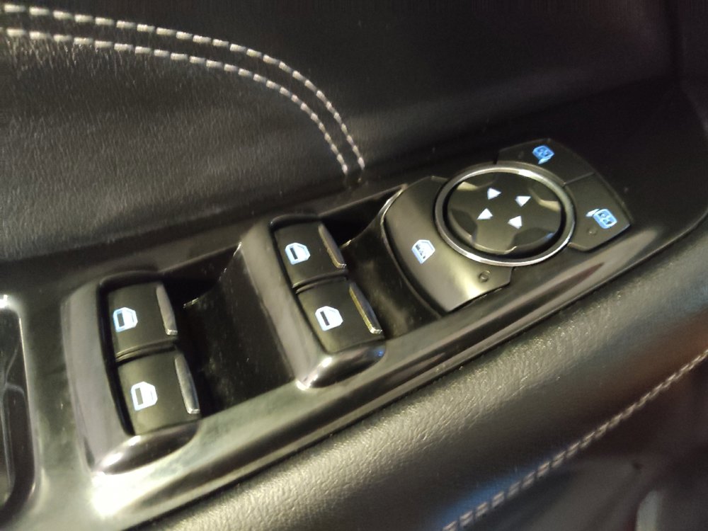 Used 2015 Ford Edge Titanium FWD image 27