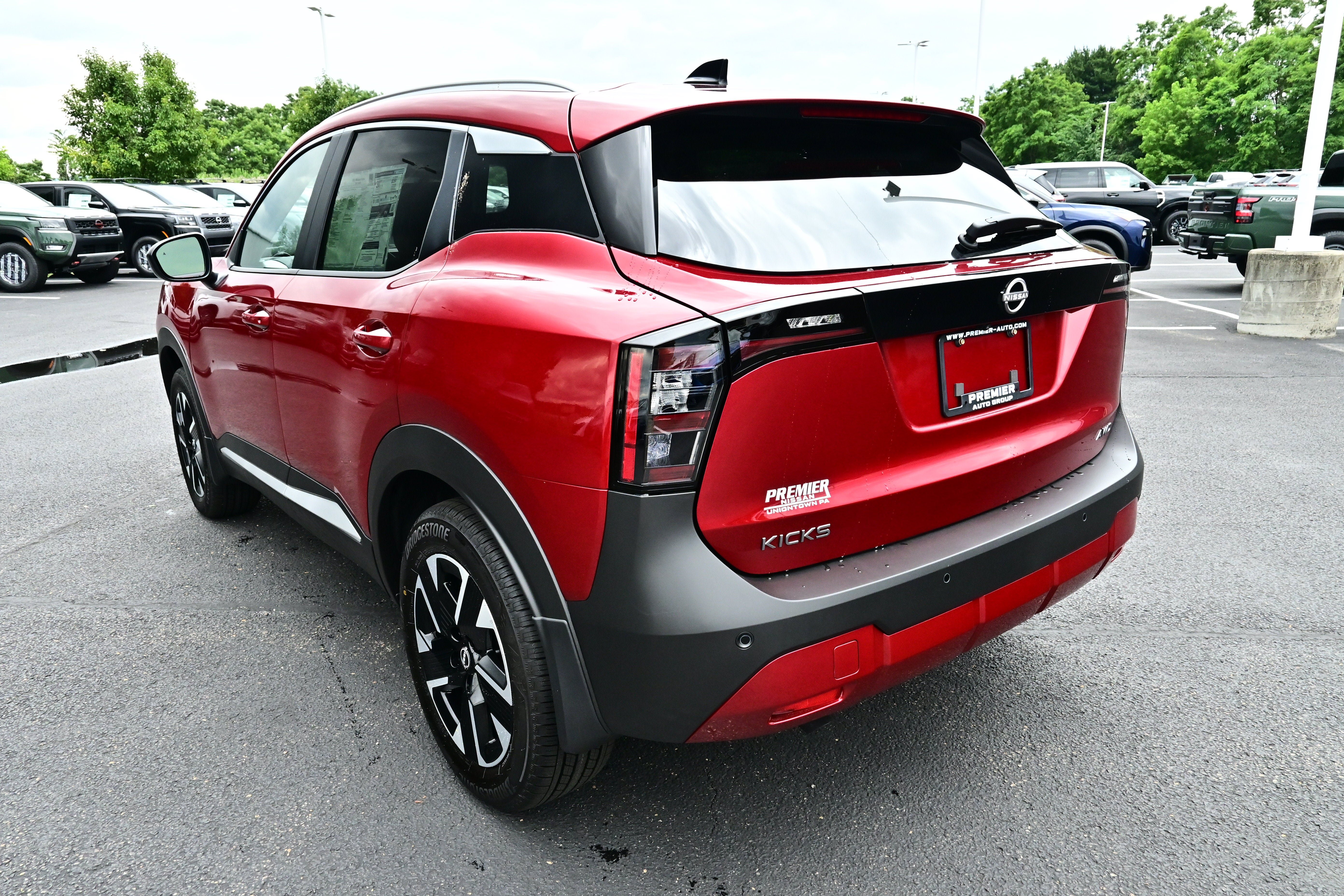 New 2026 Nissan Kicks SV w/ SV Premium Package AWD/4WD image 8