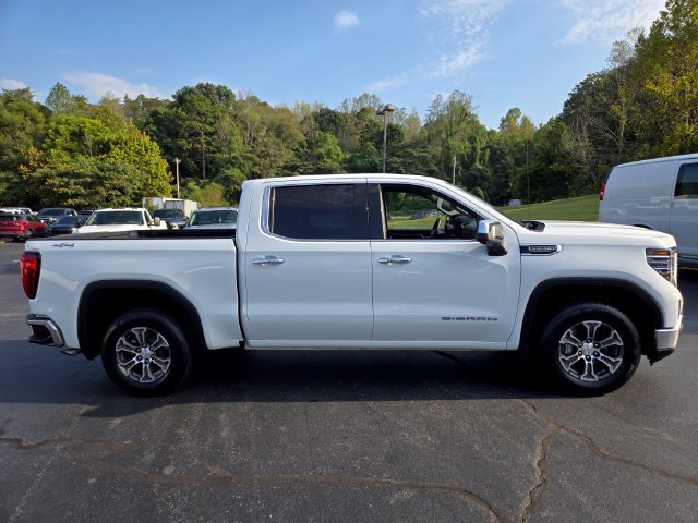 Used 2025 GMC Sierra 1500 SLT AWD/4WD image 9