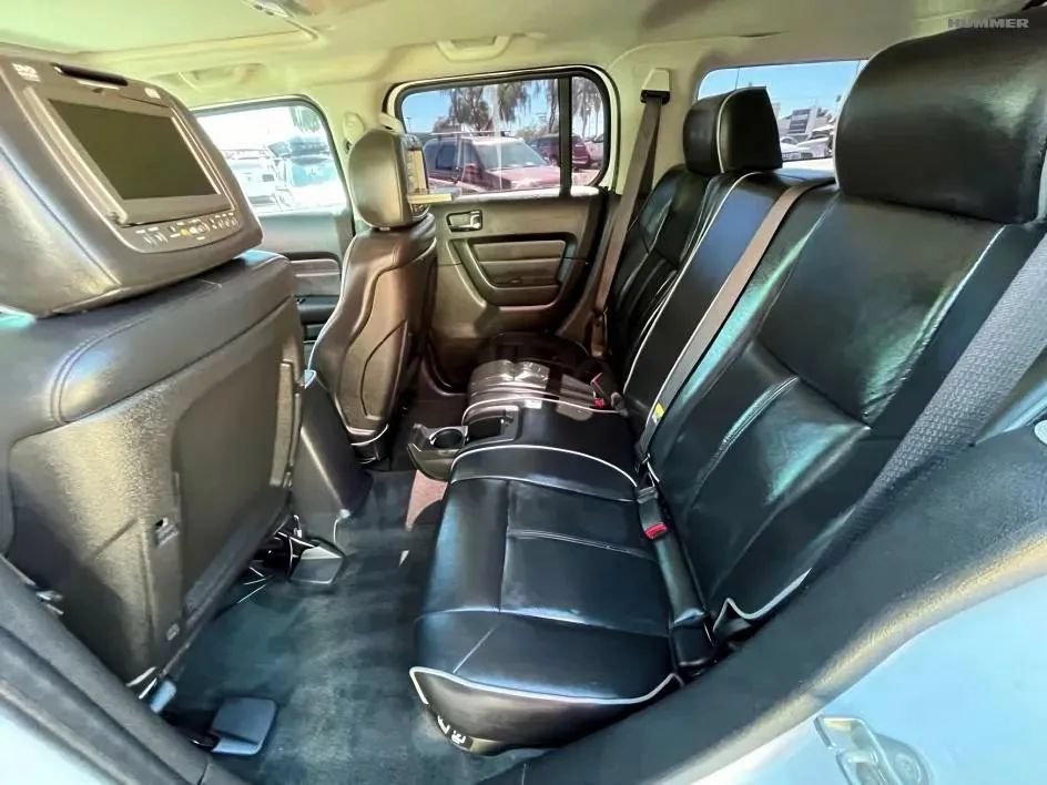 Used 2006 HUMMER H3 AWD/4WD image 10