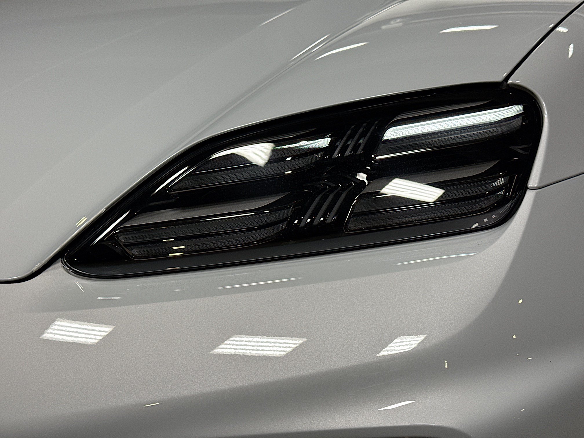 Certified 2026 Porsche Macan Electric RWD image 10