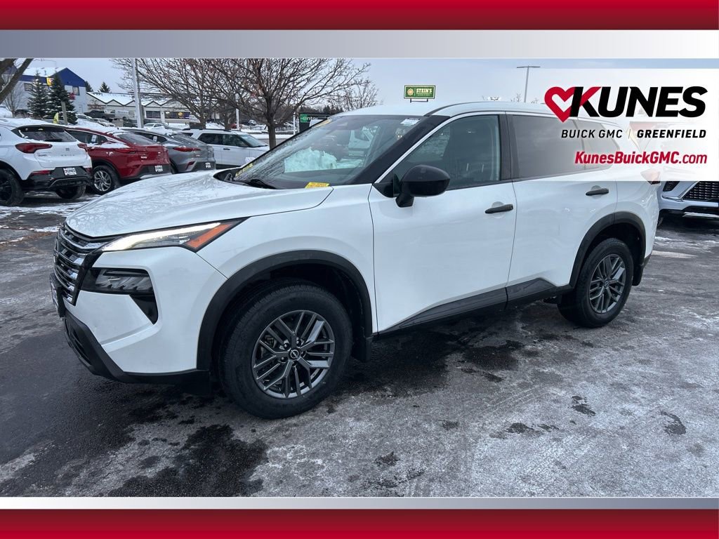 Used 2024 Nissan Rogue S image 12