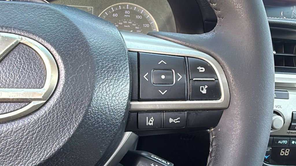 Used 2017 Lexus ES 350 w/ Navigation System Package image 21