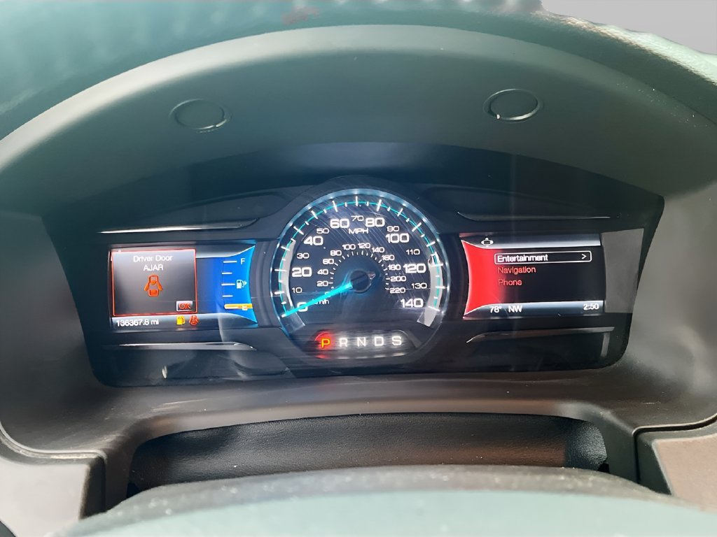 Used 2018 Ford Flex SEL w/ Equipment Group 202A FWD image 12