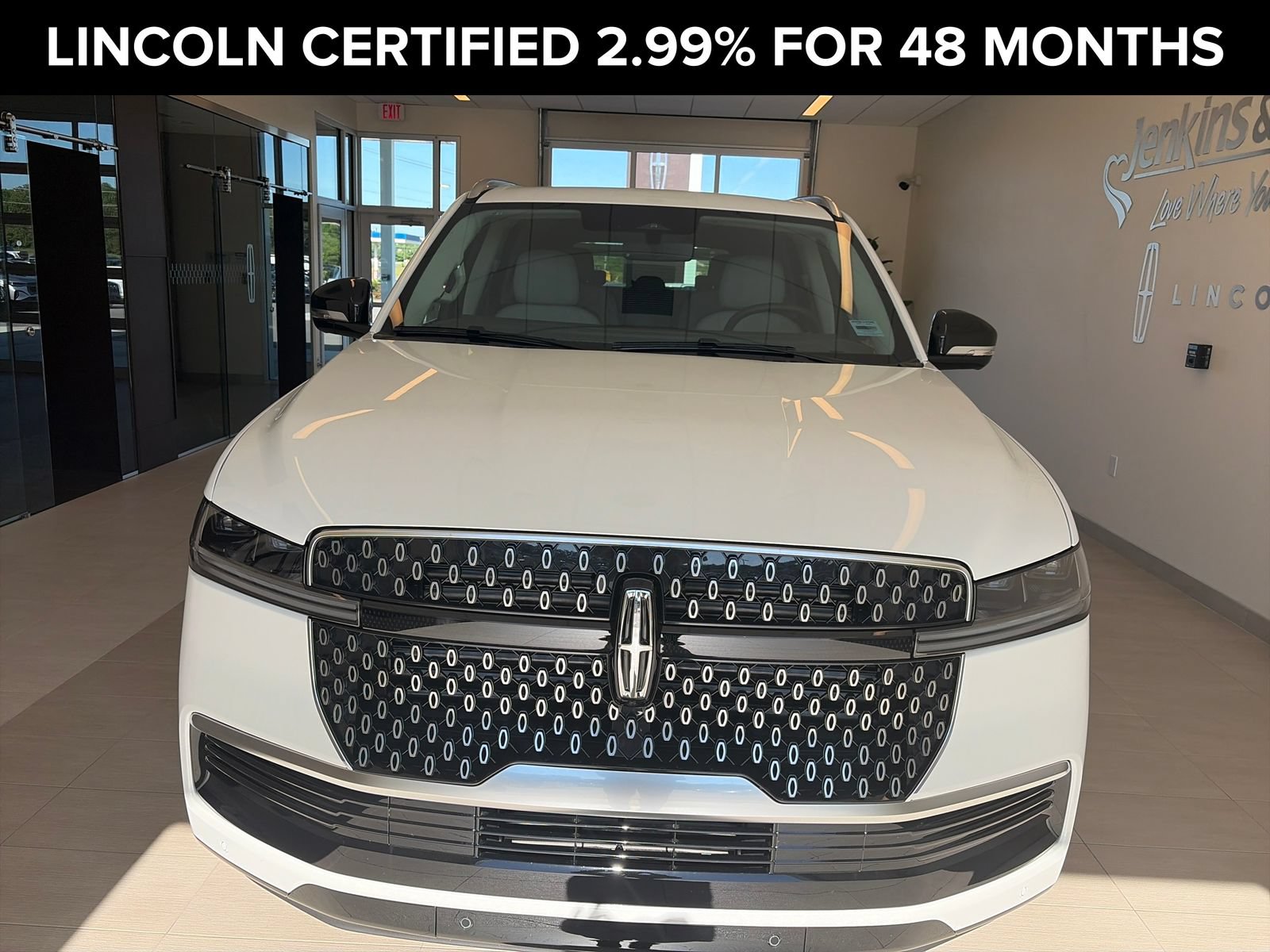 Certified 2026 Lincoln Navigator Reserve AWD/4WD image 5