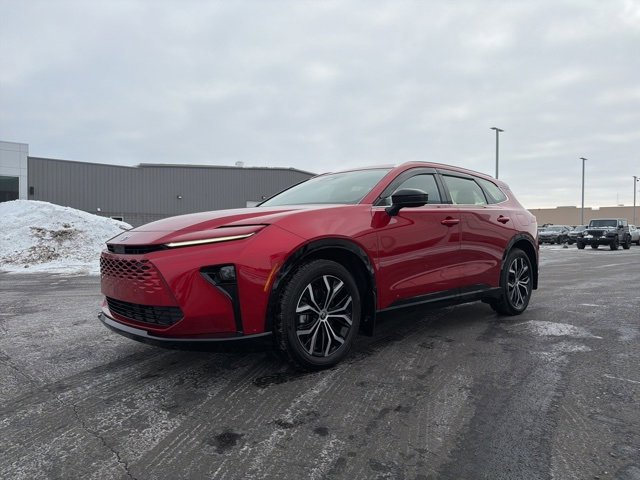 Certified 2025 Toyota Crown Signia XLE image 3