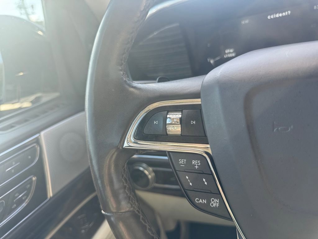 Used 2021 Lincoln Navigator L Black Label w/ Special Edition Package AWD/4WD image 24