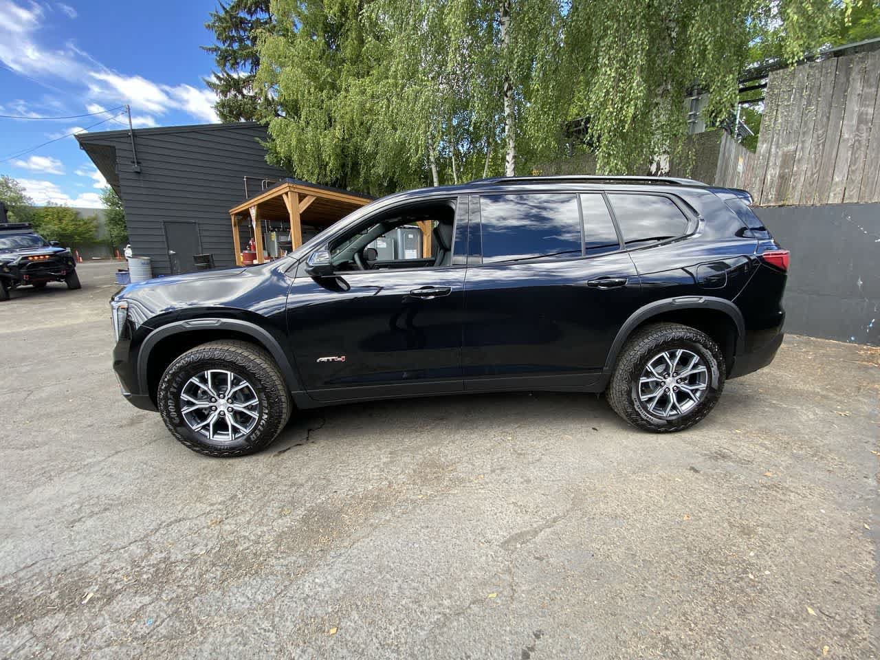 Used 2025 GMC Acadia AT4 w/ LPO, Floor Liner Package AWD/4WD image 3