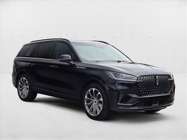 New 2025 Lincoln Aviator 2WD image 5