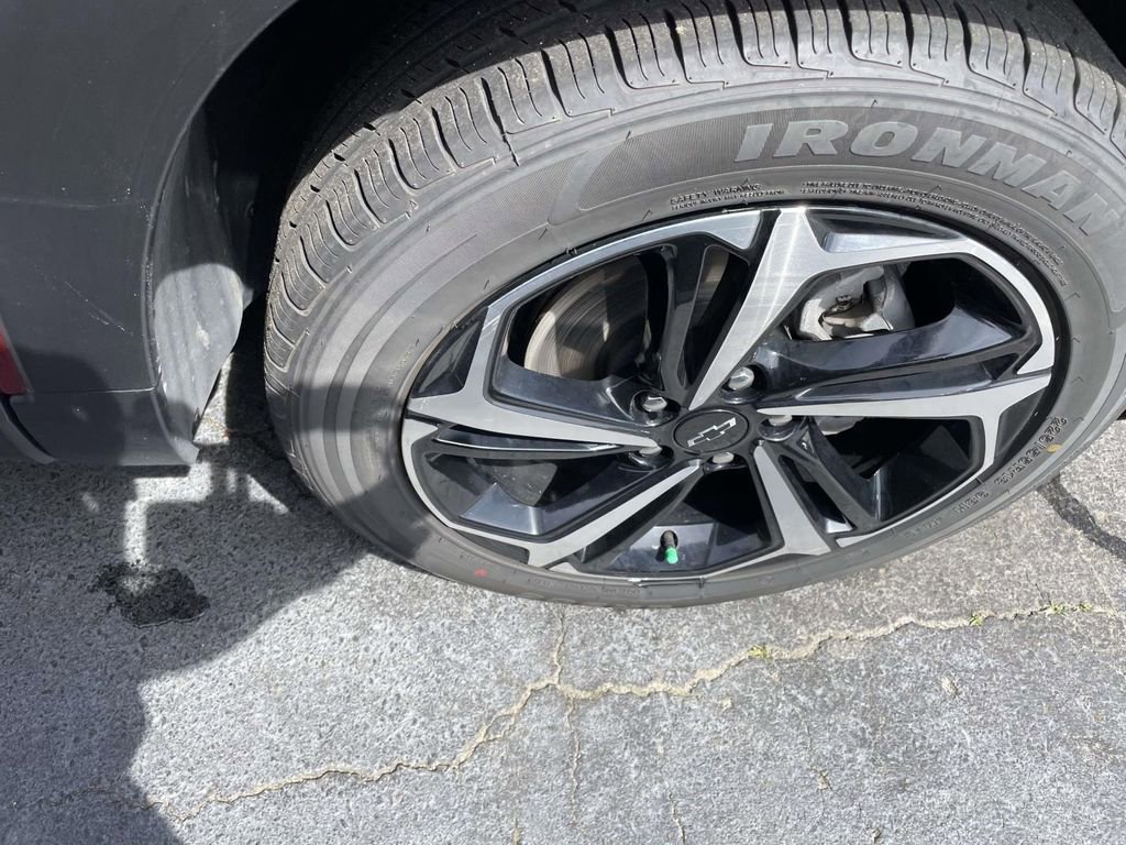 Used 2023 Chevrolet TrailBlazer RS w/ Sun and Liftgate Package image 27