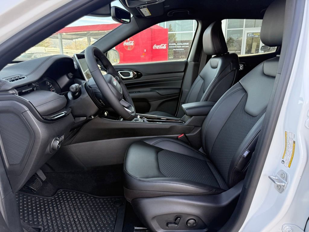 New 2026 Jeep Compass Latitude AWD/4WD image 11