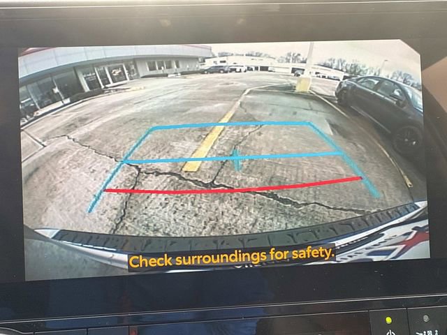 Used 2025 Toyota Highlander XLE image 33