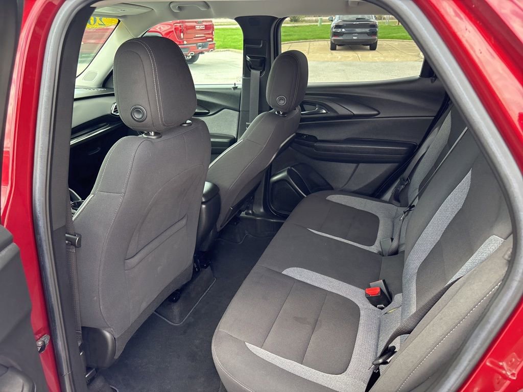 Used 2022 Chevrolet TrailBlazer LT w/ Convenience Package image 17