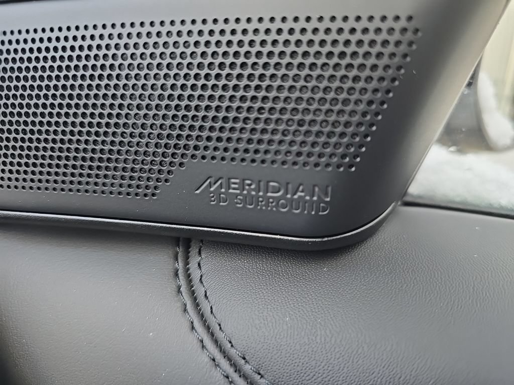 New 2025 Land Rover Range Rover SE AWD/4WD image 21