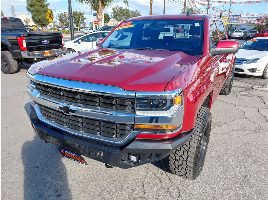 Used 2018 Chevrolet Silverado 1500 LT w/ All Star Edition image 17