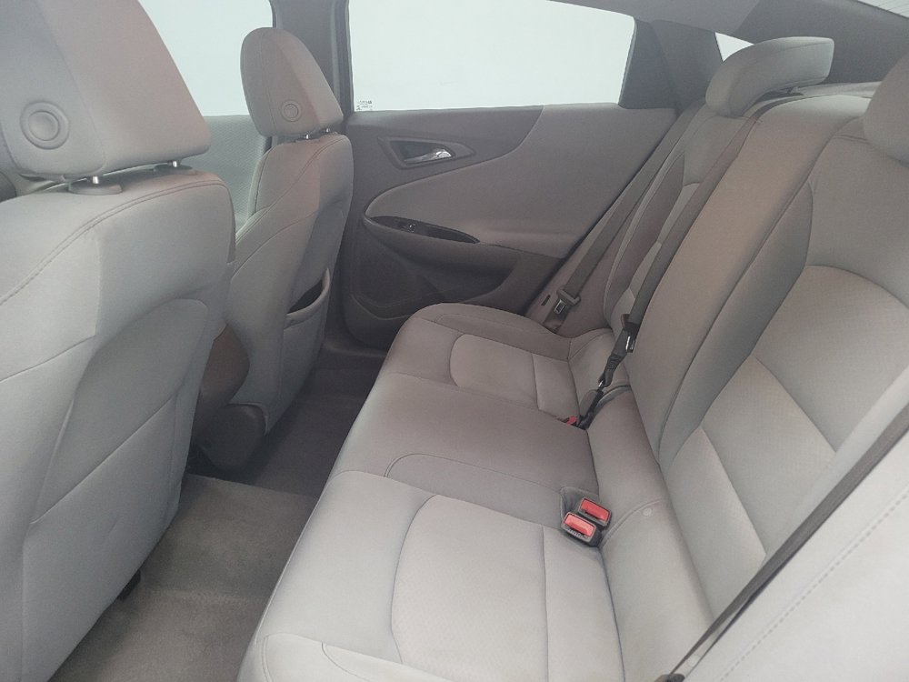 Used 2023 Chevrolet Malibu LS image 18