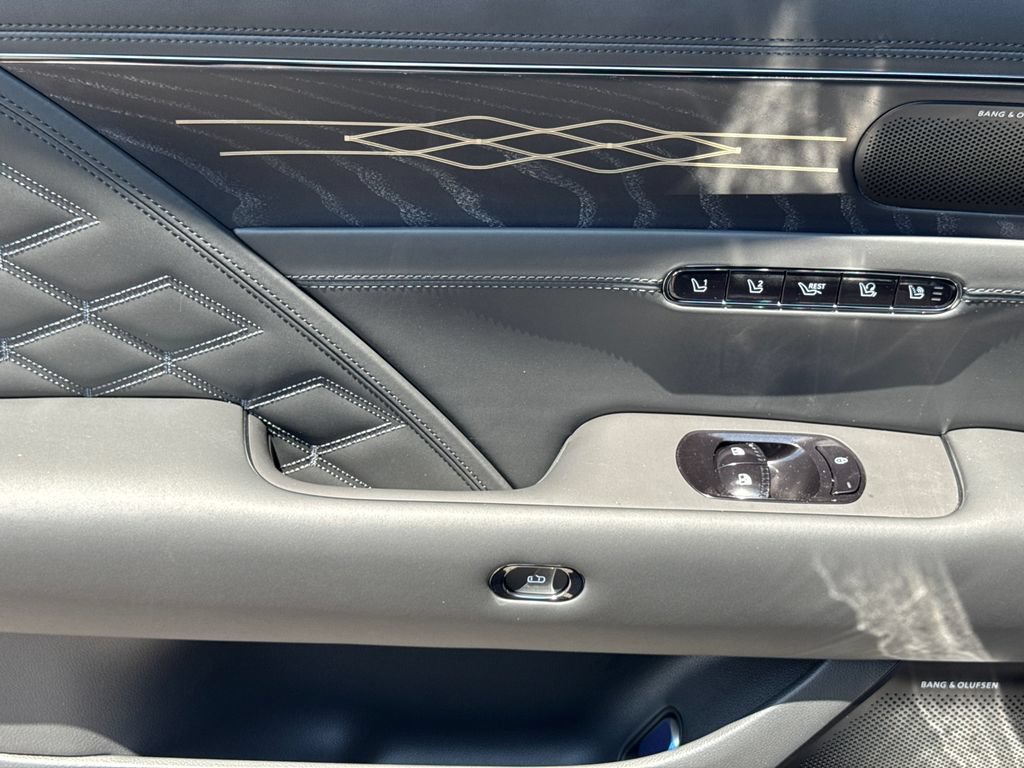 New 2026 Genesis G90 3.5T Prestige AWD/4WD image 22