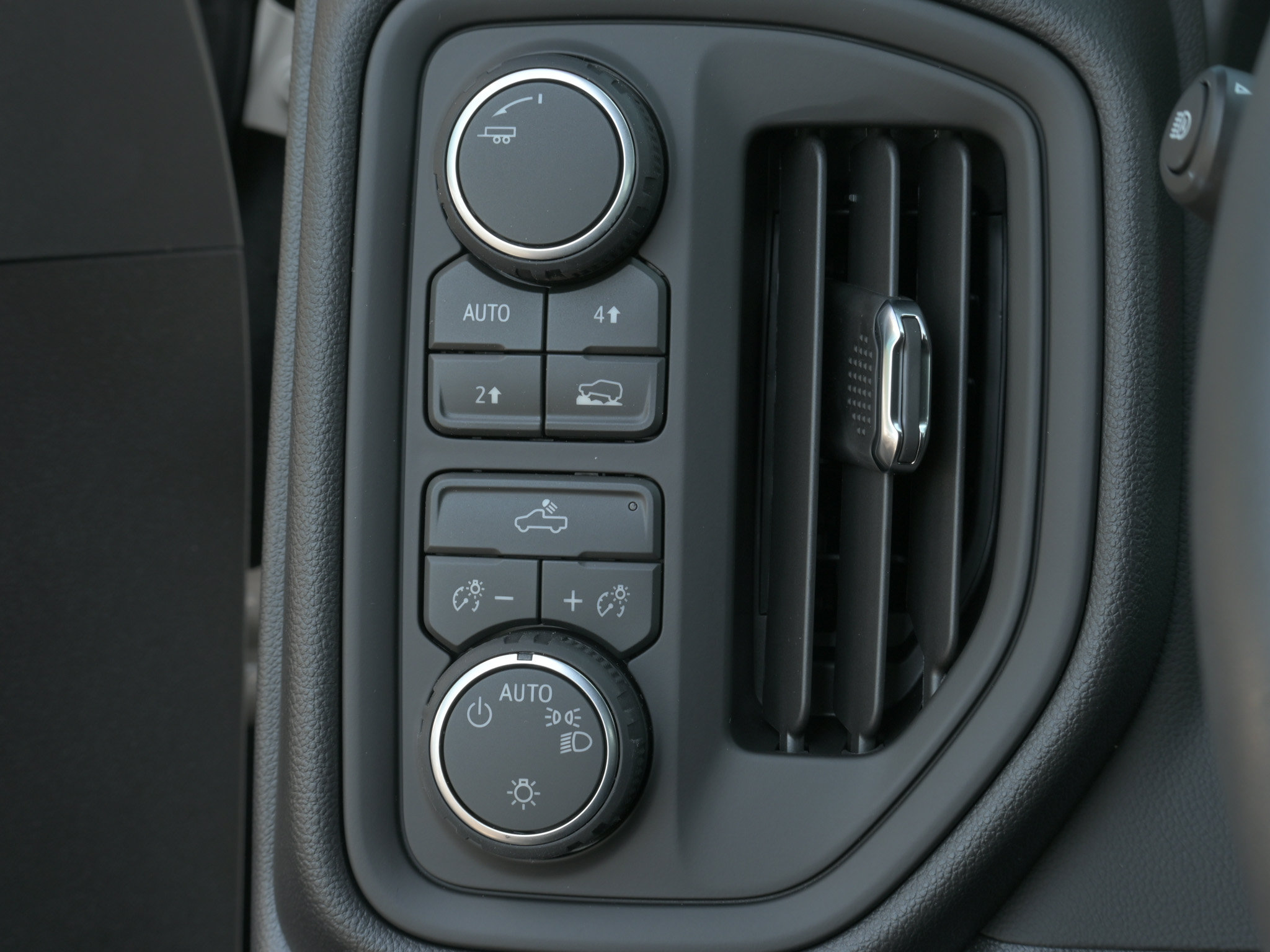 New 2026 Chevrolet Silverado 1500 Custom w/ Turbomax Blackout Package AWD/4WD image 21