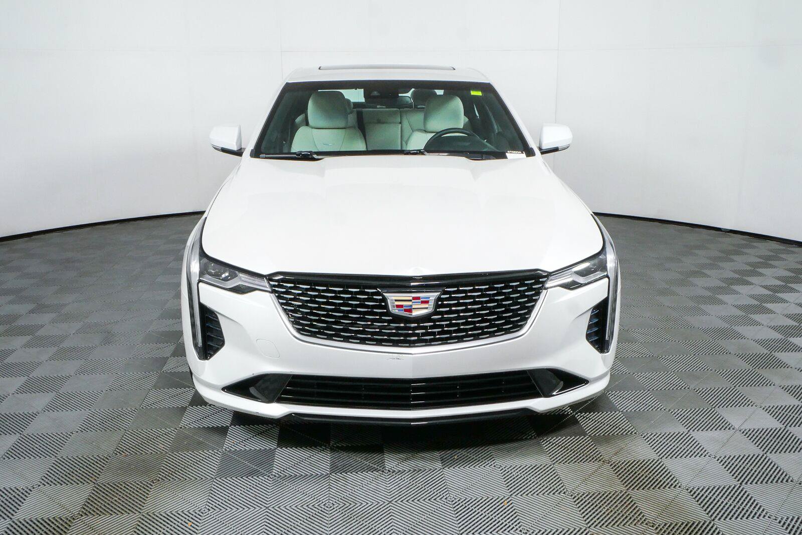 Used 2021 Cadillac CT4 Premium Luxury RWD image 27