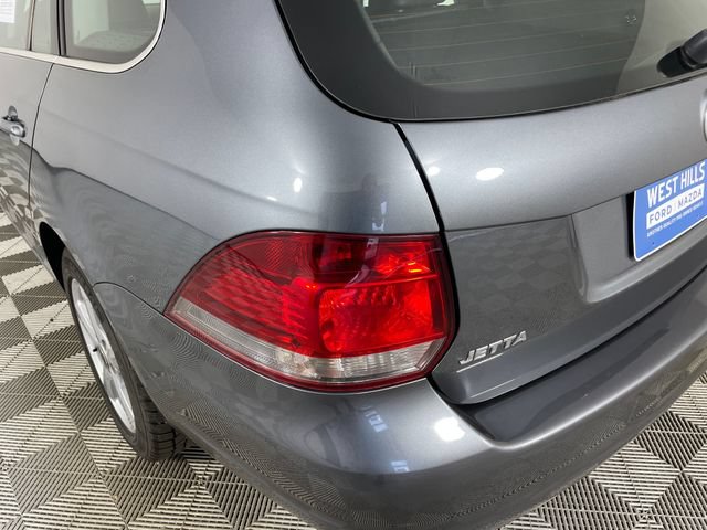 Used 2011 Volkswagen Jetta TDI FWD image 18