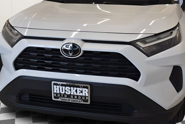 Used 2025 Toyota RAV4 LE AWD/4WD image 9