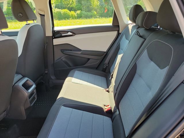 New 2025 Volkswagen Taos S image 23