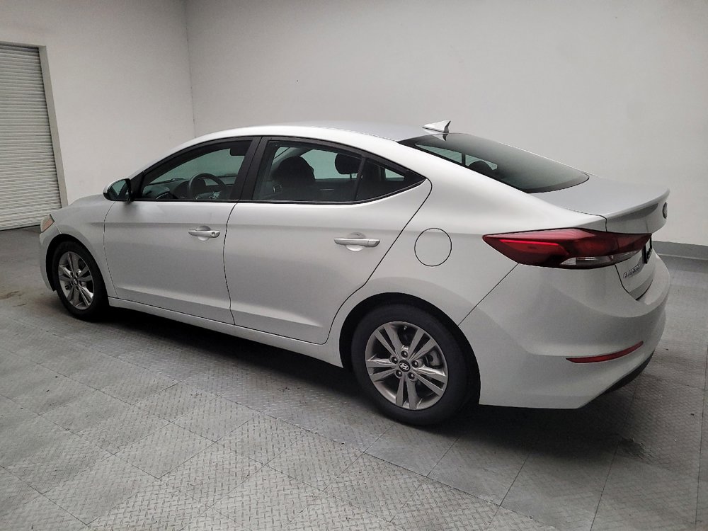 Used 2018 Hyundai Elantra SEL FWD image 3