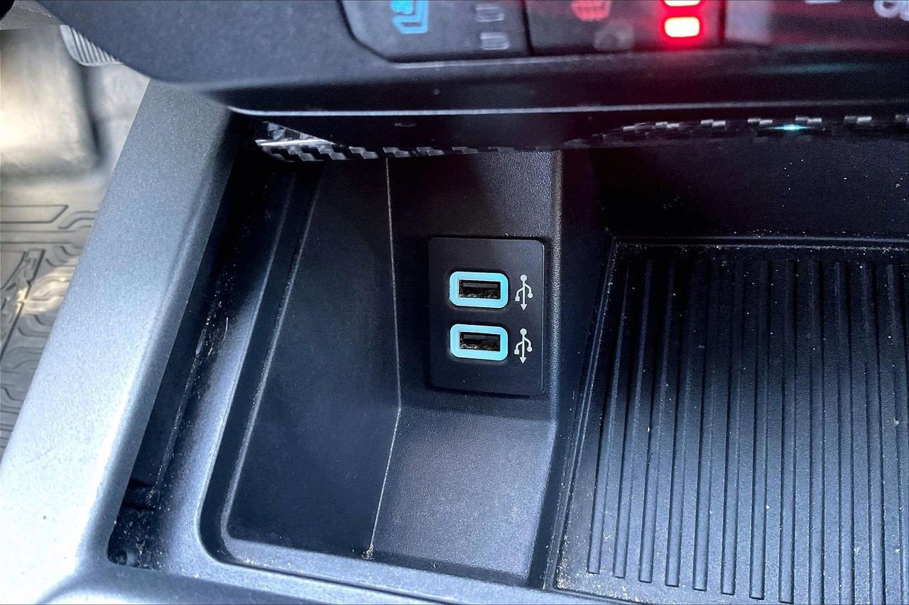 Used 2018 Ford F150 Raptor w/ Equipment Group 802A Luxury image 19