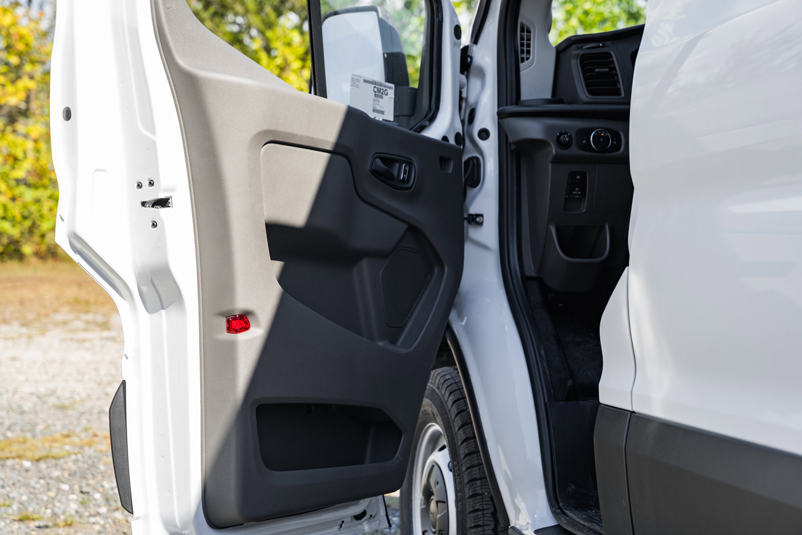 New 2026 Ford Transit 250 148 Medium Roof image 31