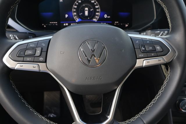 Certified 2022 Volkswagen Taos SE image 20