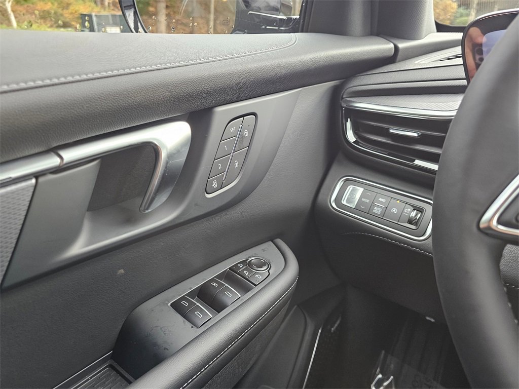 New 2026 Buick Enclave Sport Touring w/ Power Package image 31