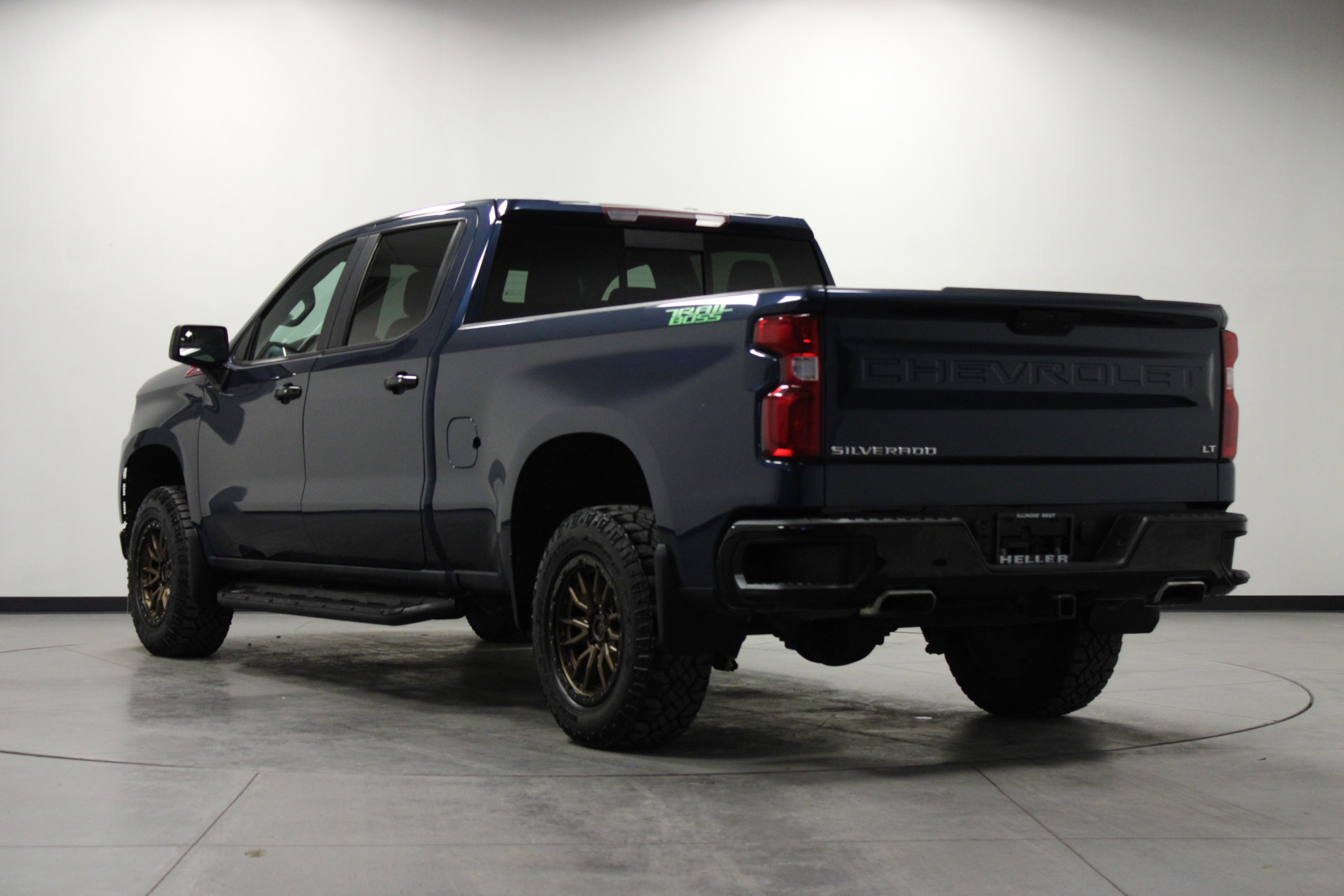 Used 2019 Chevrolet Silverado 1500 LT Trail Boss image 6